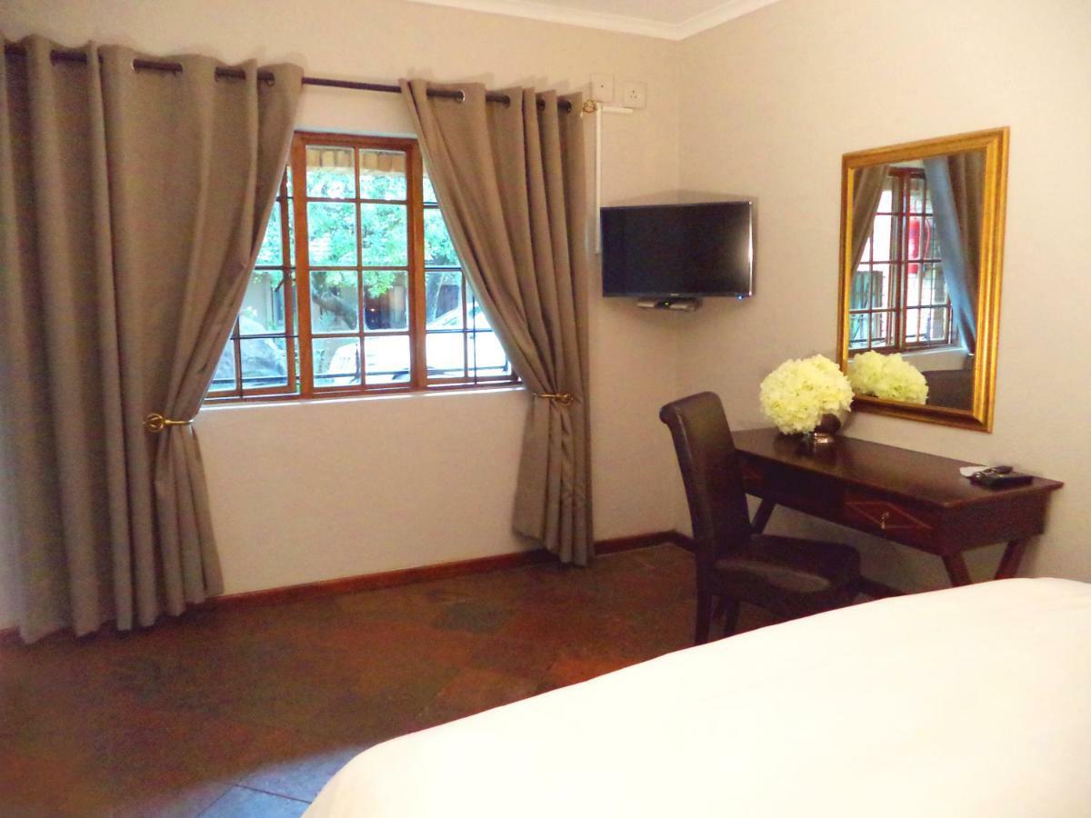 Belladona Guesthouse Mbombela Exterior photo